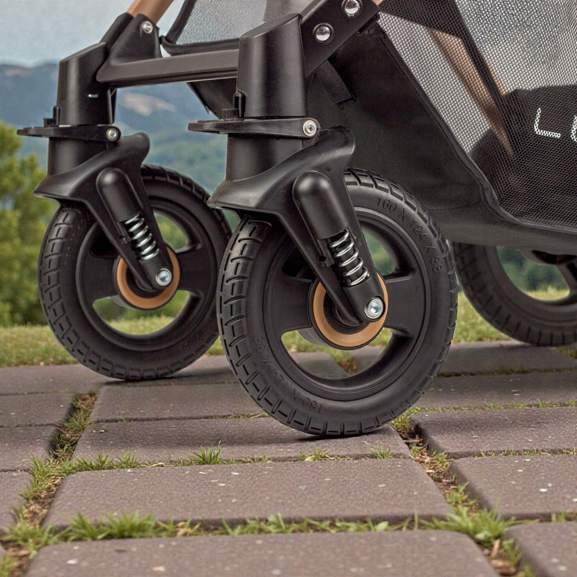 SENA - سترولر بيبى كاريكوت فاخره مزوده بمظله وكفر من الجلد من البراند لوسيد بنى موديل - Image 4